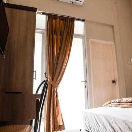 Comfy Homestay Jogjakarta Buitenkant foto