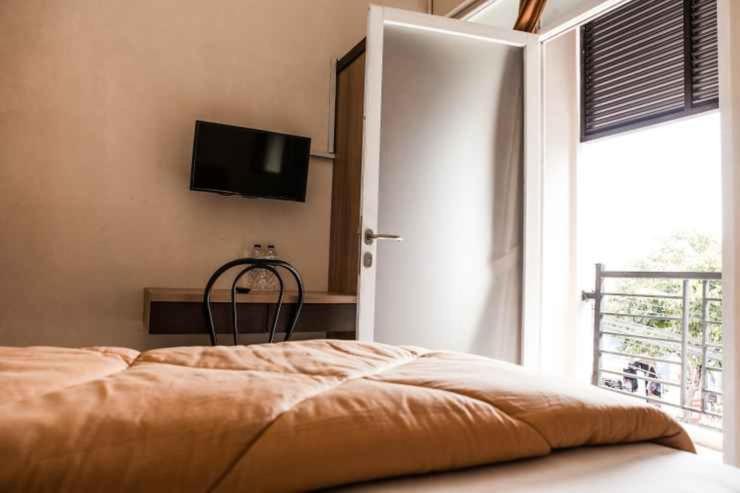 Comfy Homestay Jogjakarta Buitenkant foto