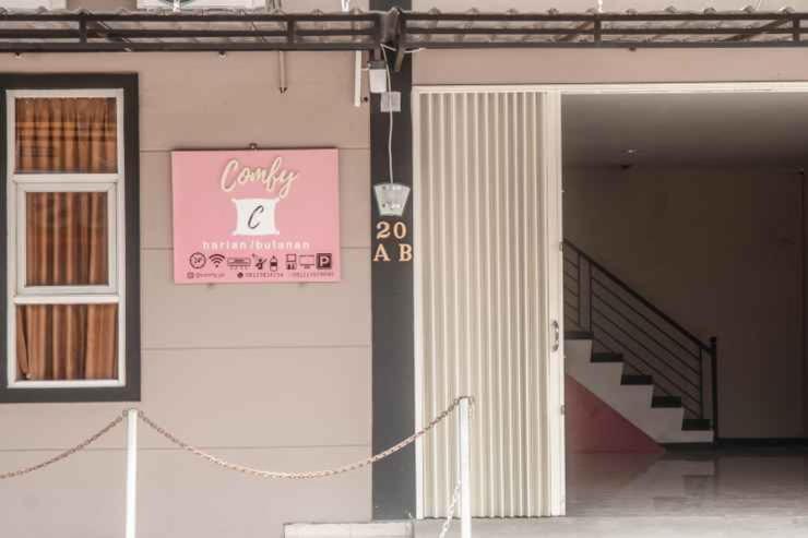 Comfy Homestay Jogjakarta Buitenkant foto